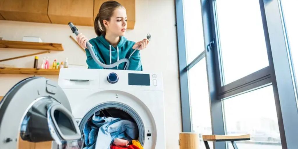 9 علت آبگیری نکردن ماشین لباسشویی و نحوه رفع (تمام برندها)